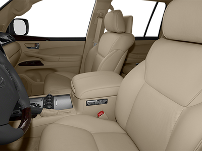 2013 Lexus LX 570