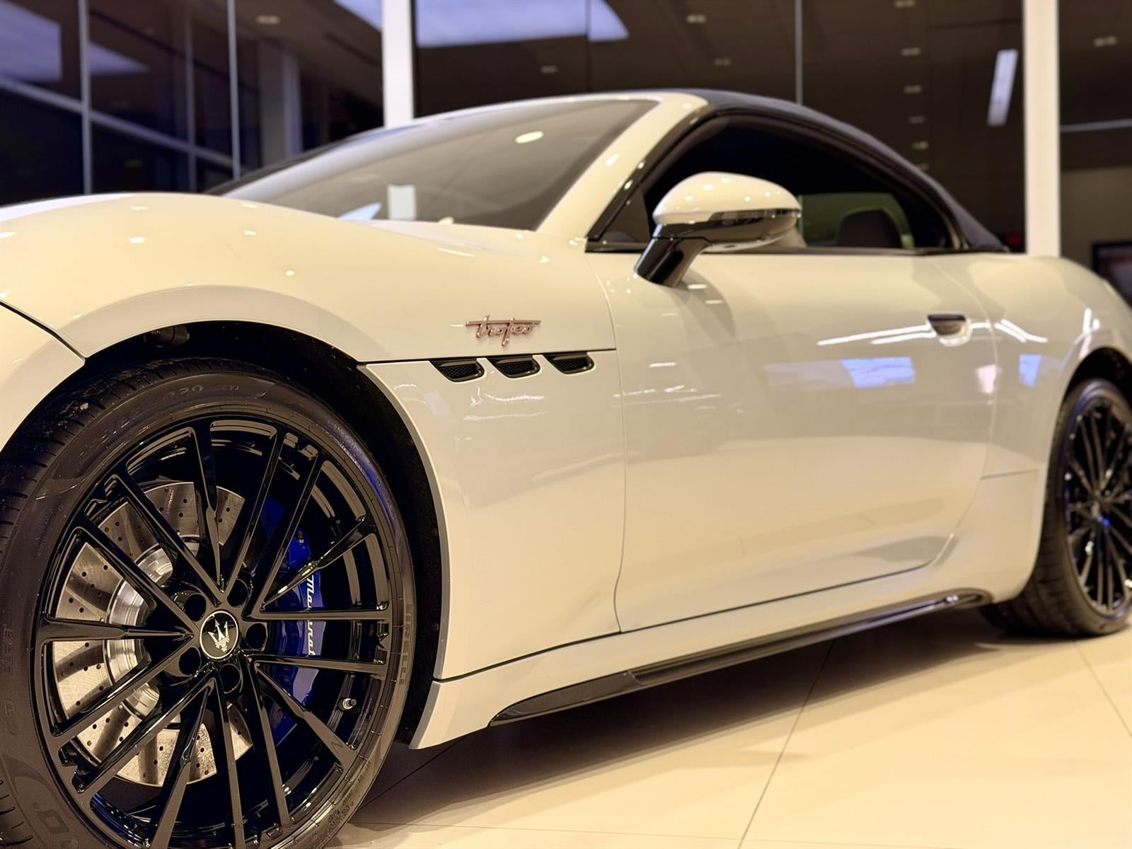 2026 Maserati GranCabrio Trofeo