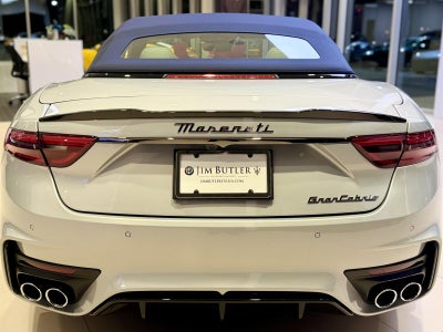2026 Maserati GranCabrio Trofeo