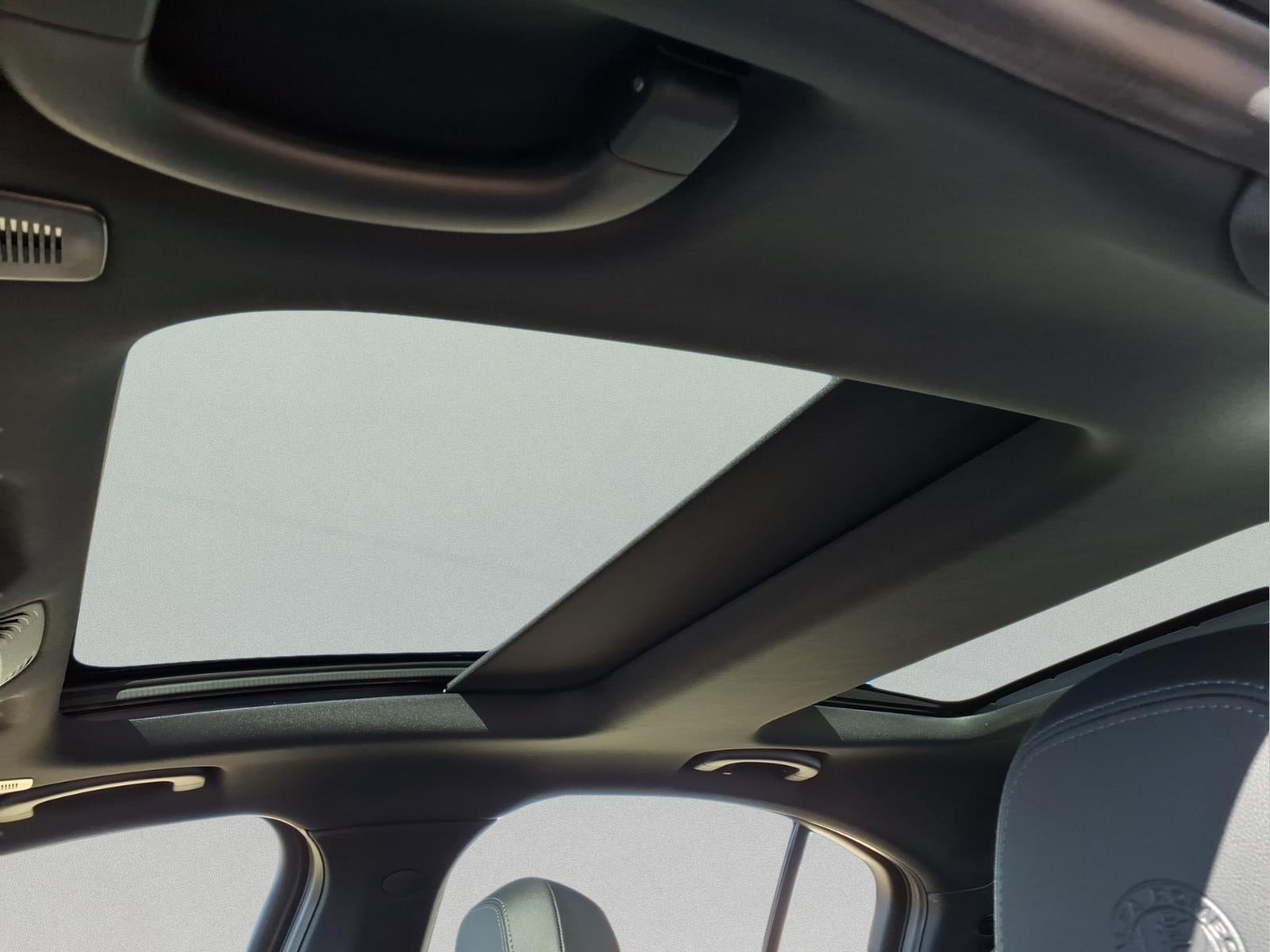 2025 Alfa Romeo Giulia Base