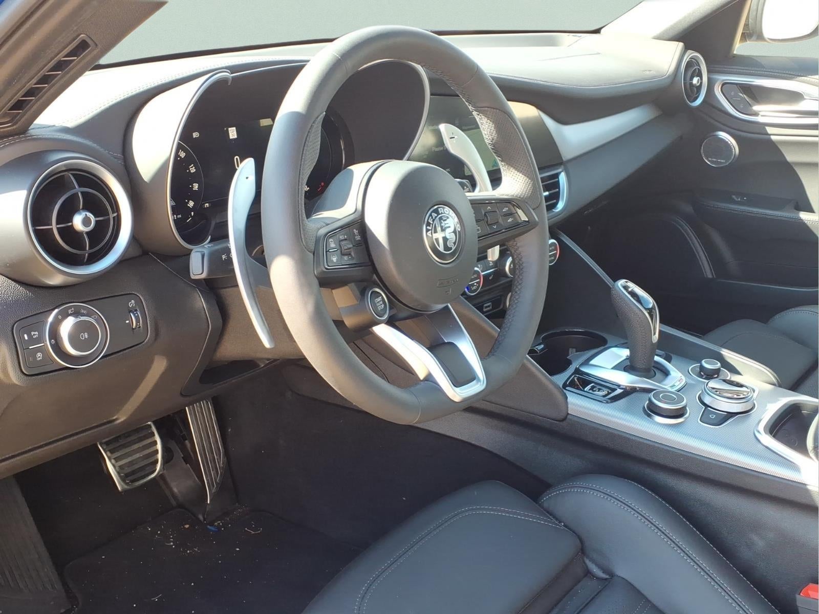 2025 Alfa Romeo Giulia Base