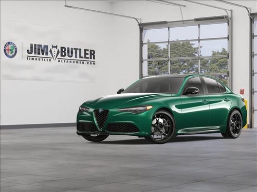 2025 Alfa Romeo Giulia Intensa