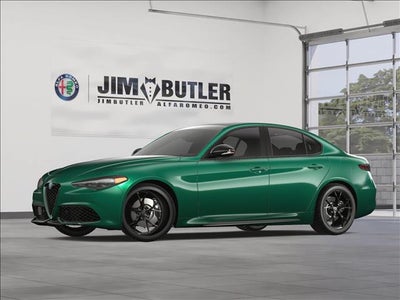 2025 Alfa Romeo Giulia Intensa