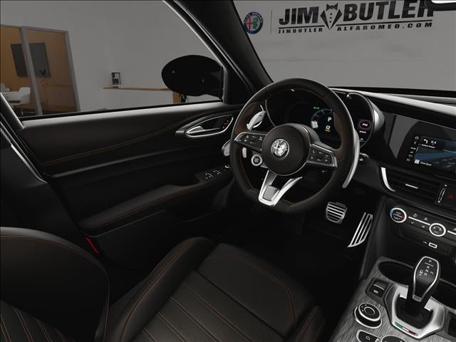 2025 Alfa Romeo Giulia Intensa