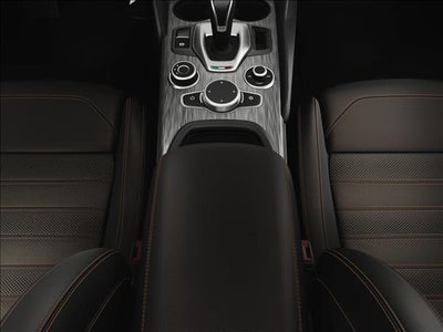 2025 Alfa Romeo Giulia Intensa