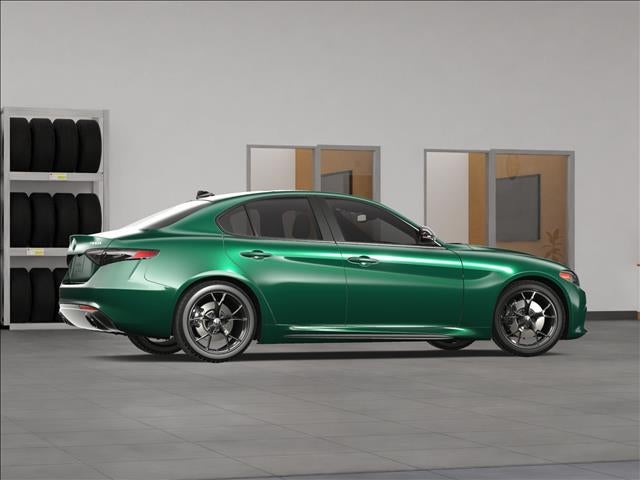 2025 Alfa Romeo Giulia Intensa