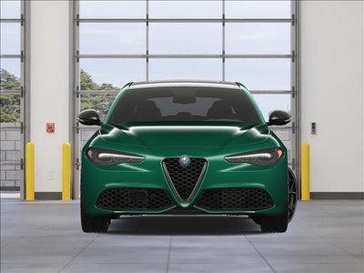 2025 Alfa Romeo Giulia Intensa