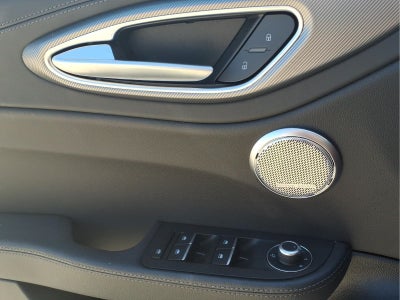 2025 Alfa Romeo Giulia Intensa