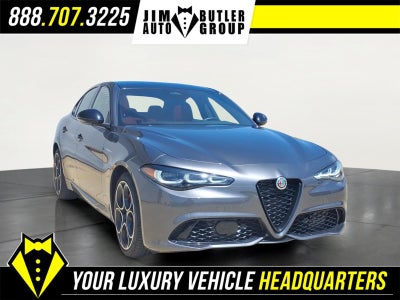 2025 Alfa Romeo Giulia Intensa