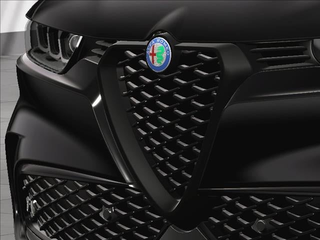 2025 Alfa Romeo Tonale Base