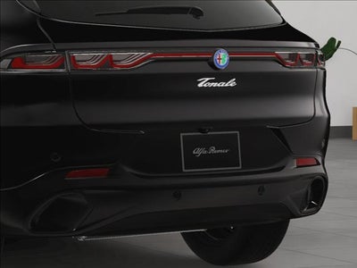 2025 Alfa Romeo Tonale Base