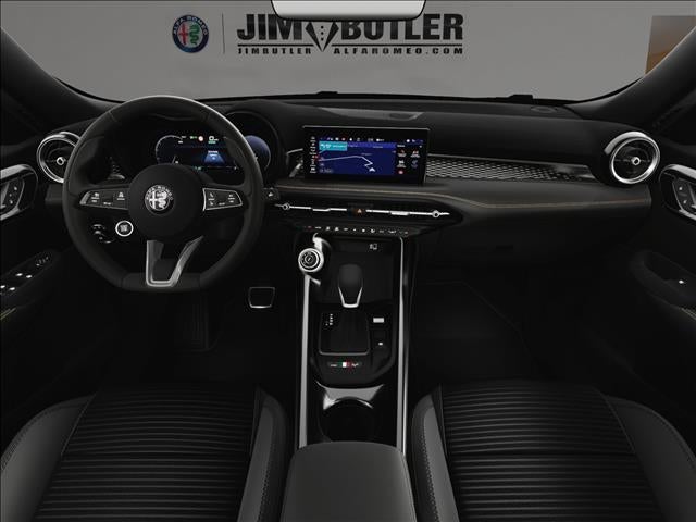 2025 Alfa Romeo Tonale Base