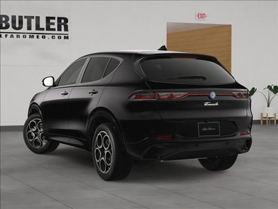 2025 Alfa Romeo Tonale Base