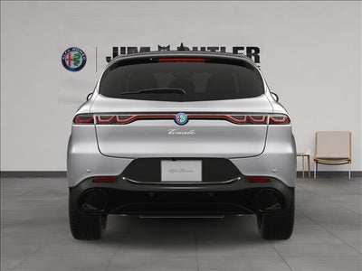 2025 Alfa Romeo Tonale Base