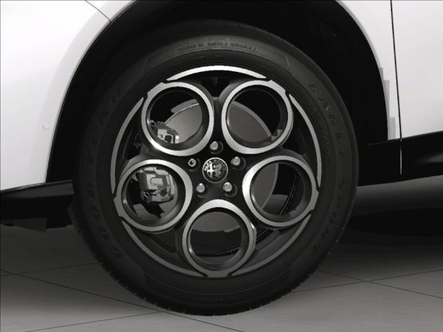 2025 Alfa Romeo Tonale Base