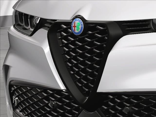 2025 Alfa Romeo Tonale Base