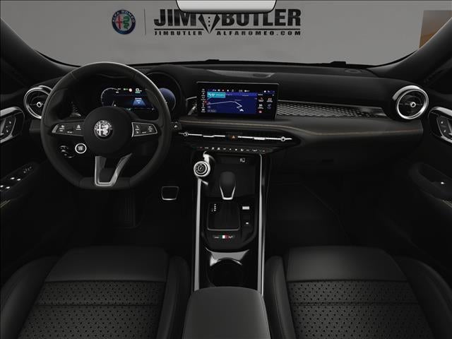 2025 Alfa Romeo Tonale Base