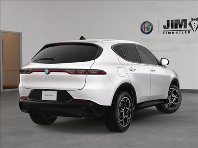 2025 Alfa Romeo Tonale Base