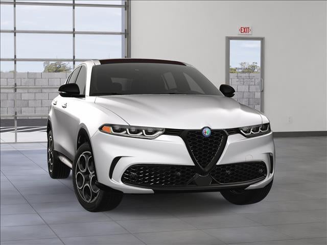 2025 Alfa Romeo Tonale Base