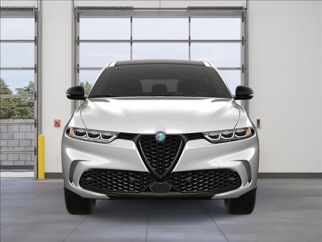 2025 Alfa Romeo Tonale Base