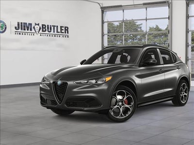 2025 Alfa Romeo Stelvio Base