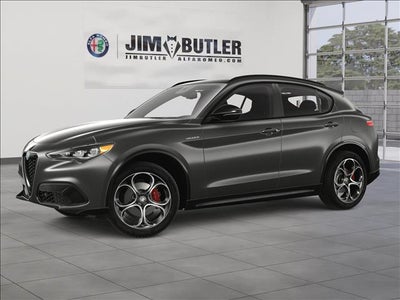 2025 Alfa Romeo Stelvio Base