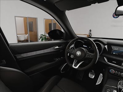2025 Alfa Romeo Stelvio Base