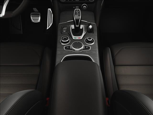 2025 Alfa Romeo Stelvio Base