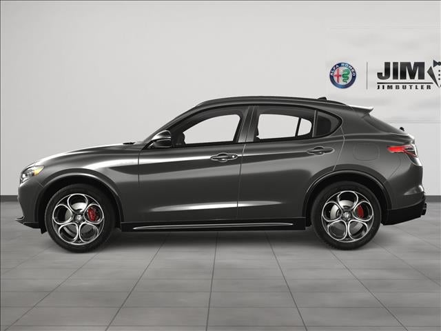 2025 Alfa Romeo Stelvio Base