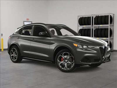 2025 Alfa Romeo Stelvio Base