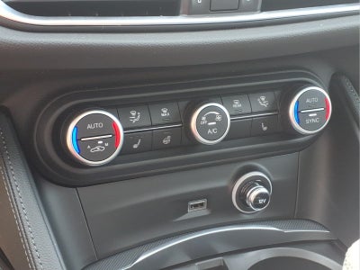 2026 Alfa Romeo Stelvio Base