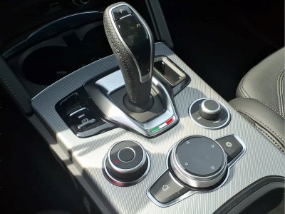 2026 Alfa Romeo Stelvio Base
