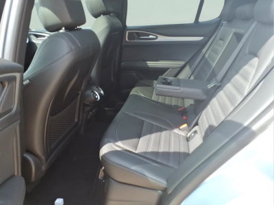 2026 Alfa Romeo Stelvio Base
