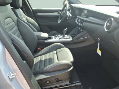 2026 Alfa Romeo Stelvio Base