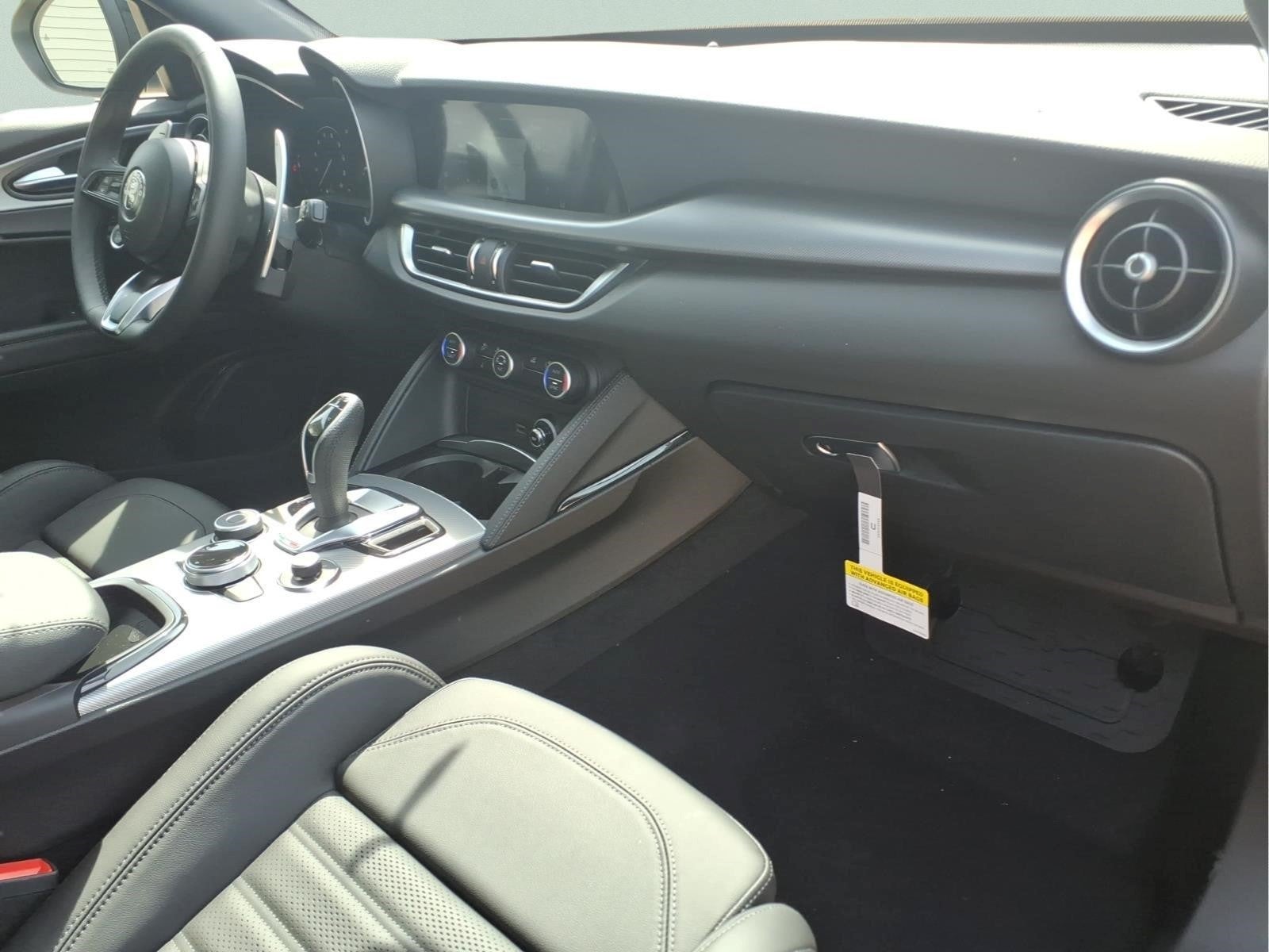 2026 Alfa Romeo Stelvio Base