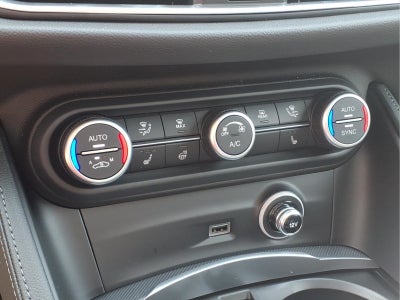 2026 Alfa Romeo Stelvio Base