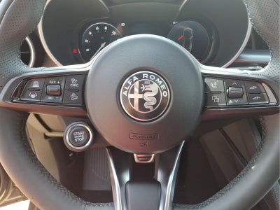 2026 Alfa Romeo Stelvio Base