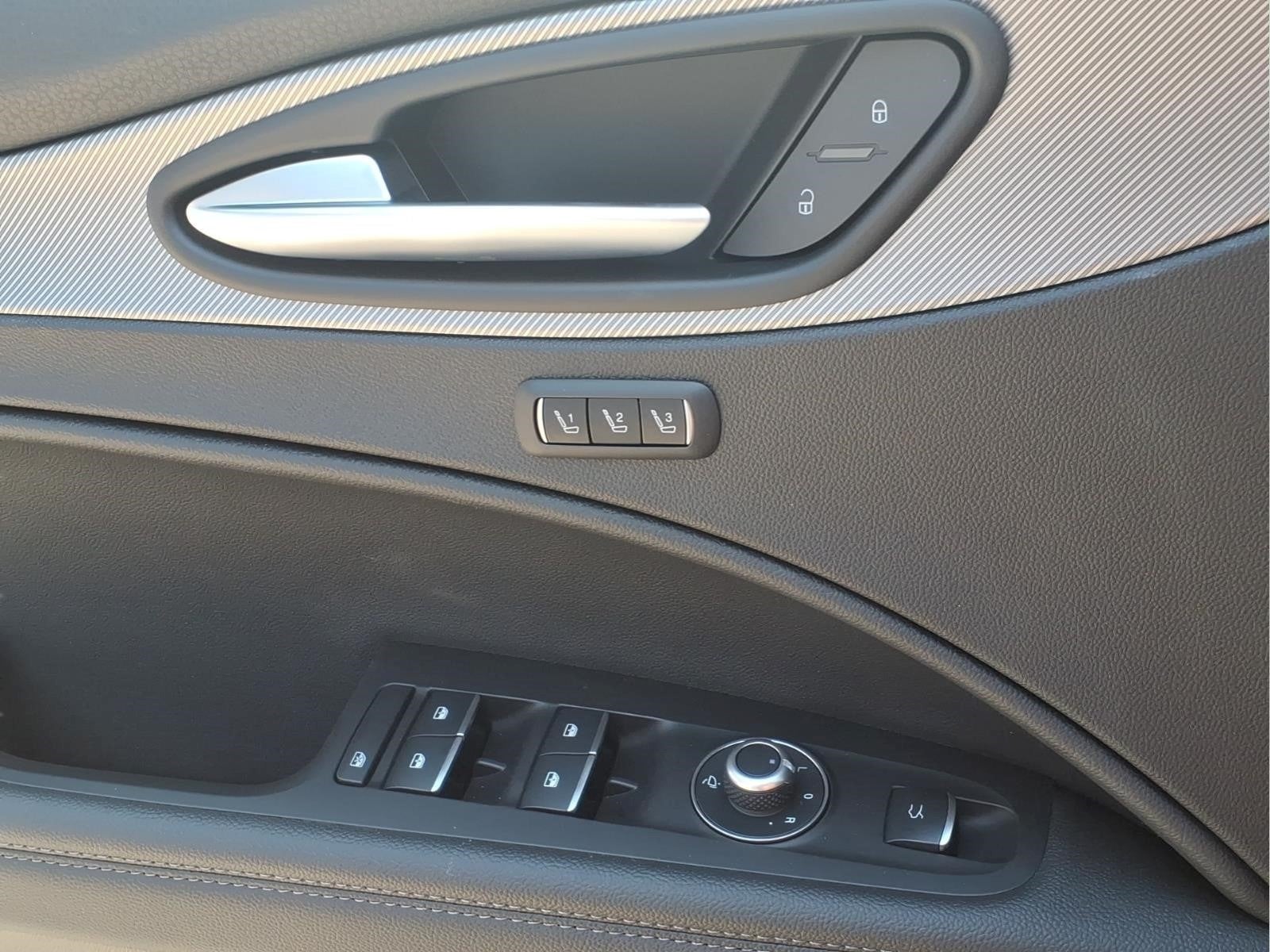 2026 Alfa Romeo Stelvio Base