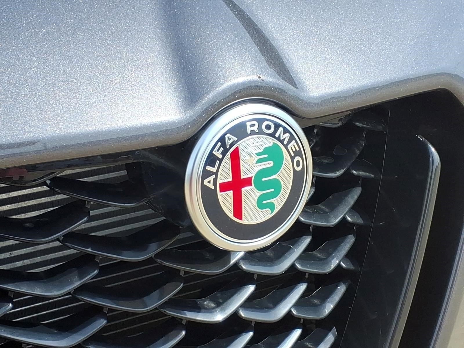 2026 Alfa Romeo Stelvio Base