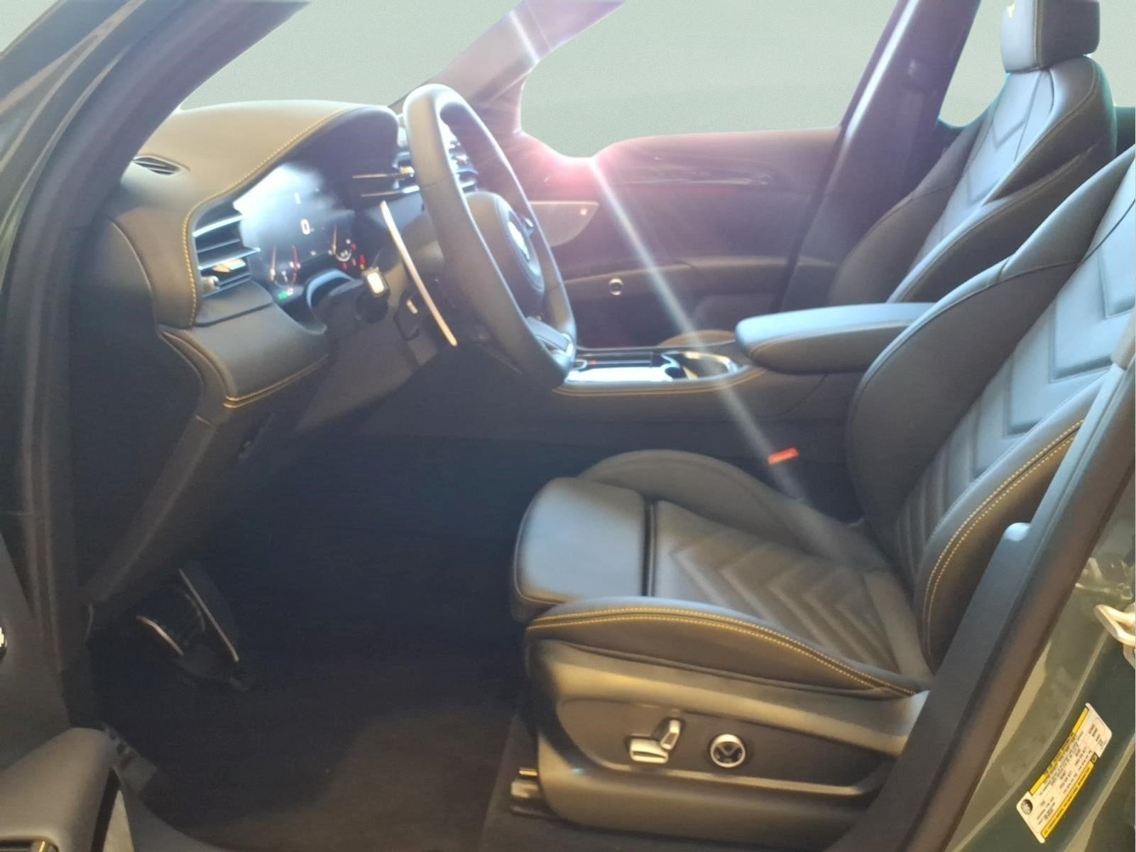 2027 Maserati Grecale Modena V6