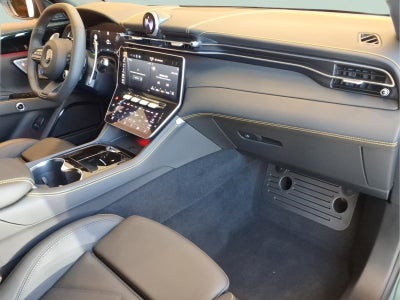 2027 Maserati Grecale Modena V6