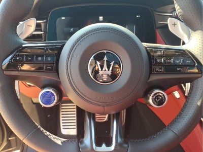 2026 Maserati Grecale Modena V6