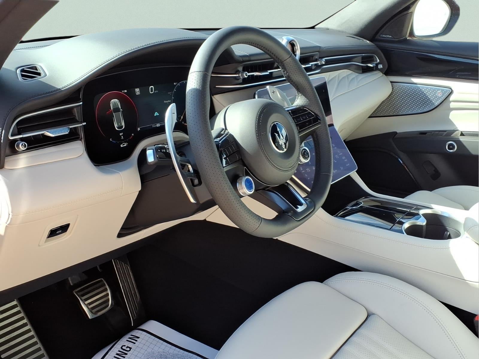 2026 Maserati Grecale Modena V6