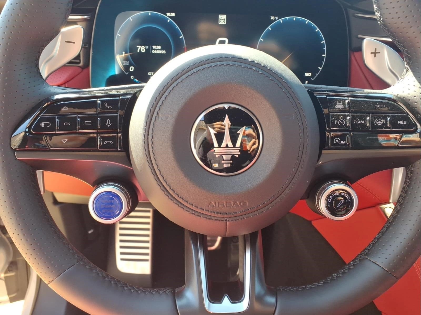 2026 Maserati Grecale Modena V6