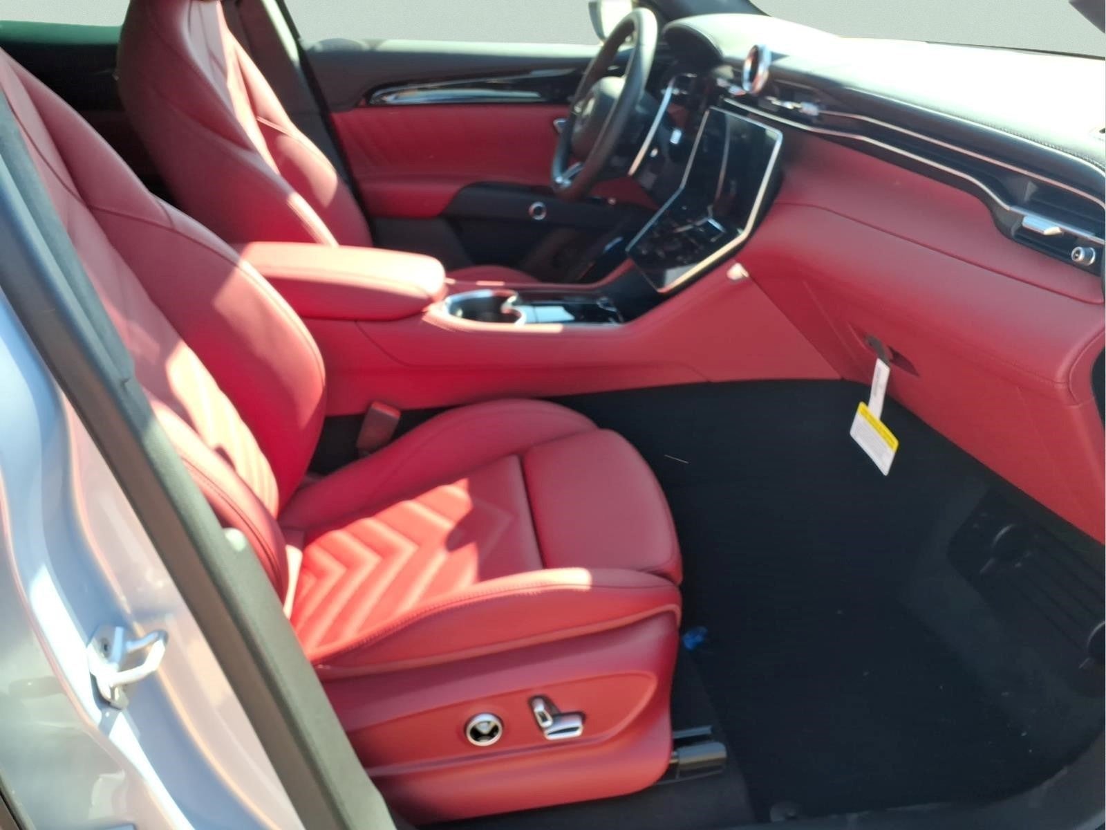 2026 Maserati Grecale Modena V6