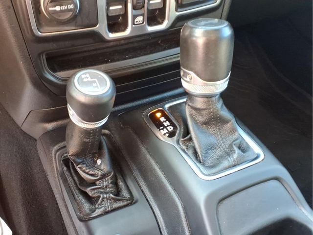 2022 Jeep Wrangler Unlimited Sahara Altitude