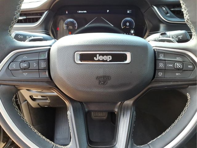 2023 Jeep Grand Cherokee L Laredo