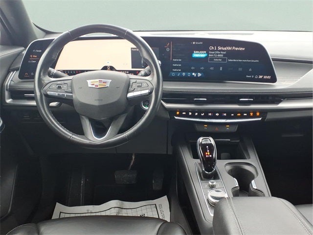 2024 Cadillac XT4 Premium Luxury