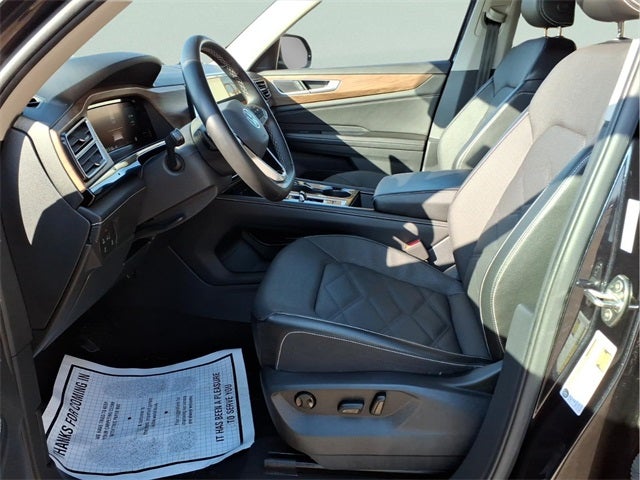 2024 Volkswagen Atlas 2.0T SE w/Technology