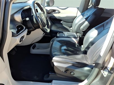 2020 Chrysler Pacifica Touring L Plus